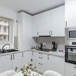 Cozy Qualis At Coresi Mall Apartament Brașov
