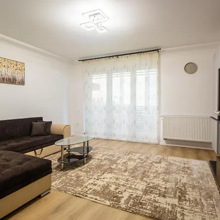 Coresi Mall Nearby Shops And Comercial Center * Braşov